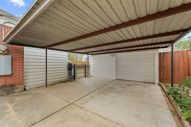 6645 Fairfield Street, Houston, TX 77023