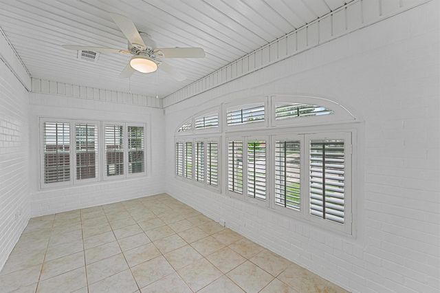 6645 Fairfield Street, Houston, TX 77023