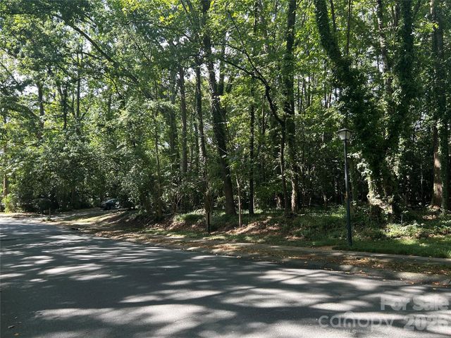 101 Medearis Drive, Charlotte, NC 28211