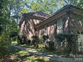 101 Medearis Drive, Charlotte, NC 28211