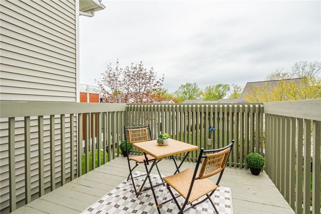 15 Nouveau Place, Perinton, NY 14450