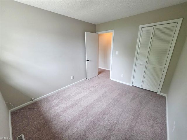 443 Hill Meadow DR, Virginia Beach, VA 23454