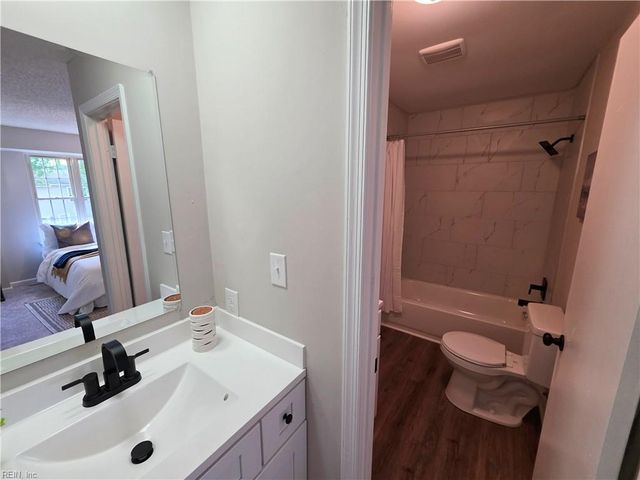 443 Hill Meadow DR, Virginia Beach, VA 23454