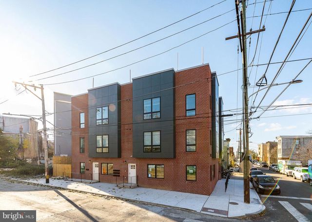 2400 W MONTGOMERY AVE, Philadelphia, PA 19121
