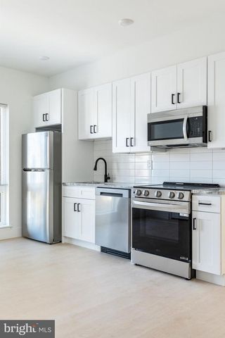 2400 W MONTGOMERY AVE, Philadelphia, PA 19121