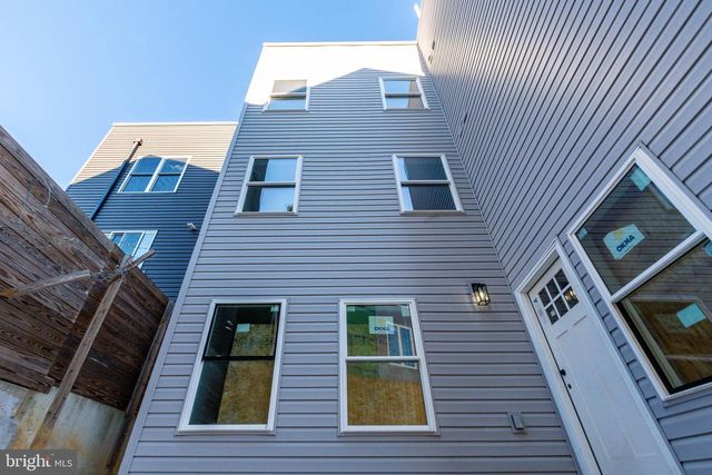 2400 W MONTGOMERY AVE, Philadelphia, PA 19121