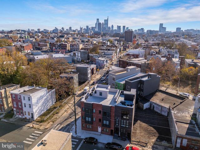 2400 W MONTGOMERY AVE, Philadelphia, PA 19121