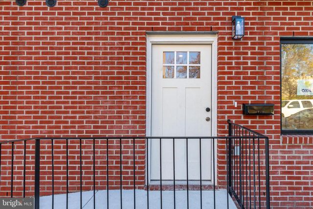 2400 W MONTGOMERY AVE, Philadelphia, PA 19121
