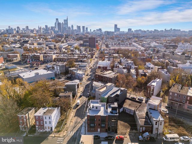 2400 W MONTGOMERY AVE, Philadelphia, PA 19121