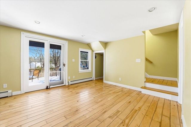 7 Swamp Rd, Plymouth, MA 02360