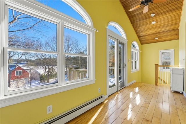 7 Swamp Rd, Plymouth, MA 02360