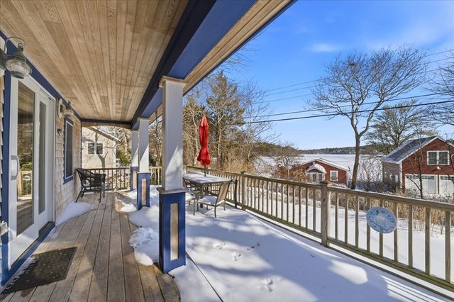 7 Swamp Rd, Plymouth, MA 02360