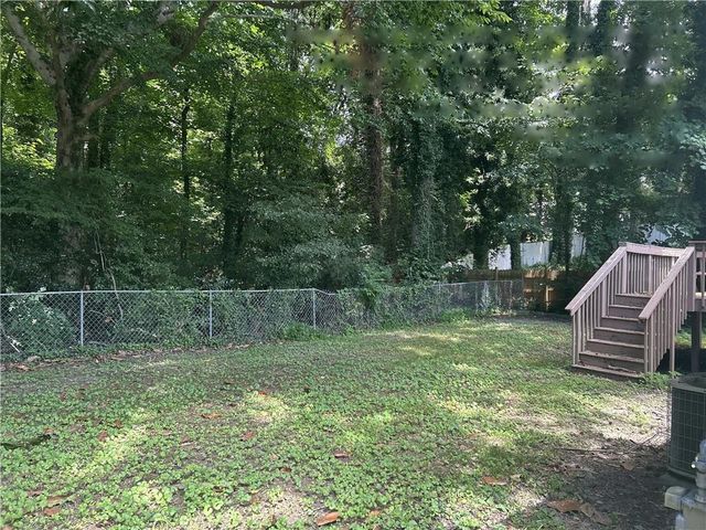 2740 Santa Barbara Drive NW, Atlanta, GA 30318