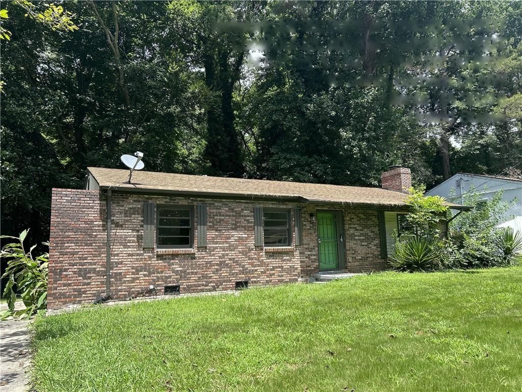 2740 Santa Barbara Drive NW, Atlanta, GA 30318
