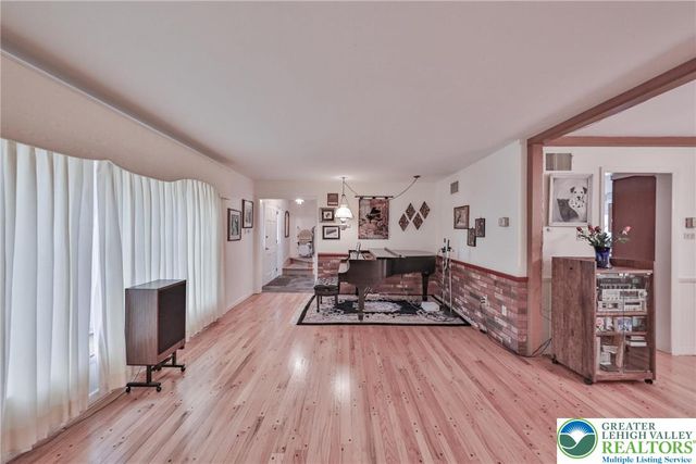 4102 Kilmer Avenue, Allentown City, PA 18104