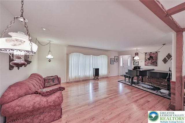 4102 Kilmer Avenue, Allentown City, PA 18104