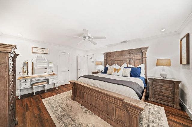 330 Bayou View Drive, Seabrook, TX 77586