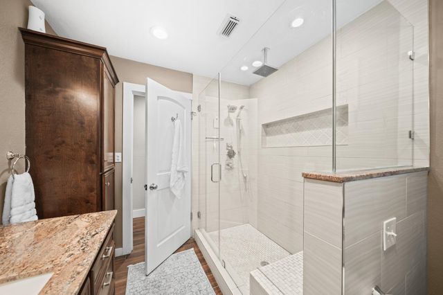 330 Bayou View Drive, Seabrook, TX 77586