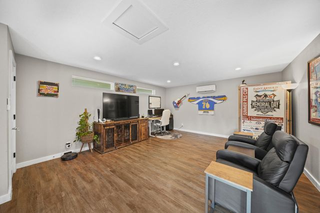 330 Bayou View Drive, Seabrook, TX 77586
