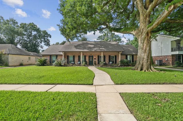 330 Bayou View Drive, Seabrook, TX 77586