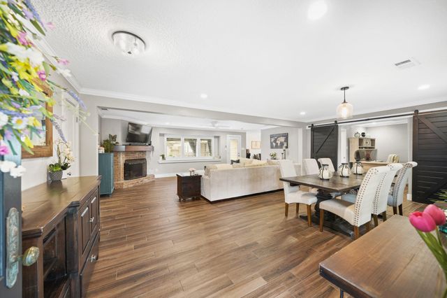330 Bayou View Drive, Seabrook, TX 77586