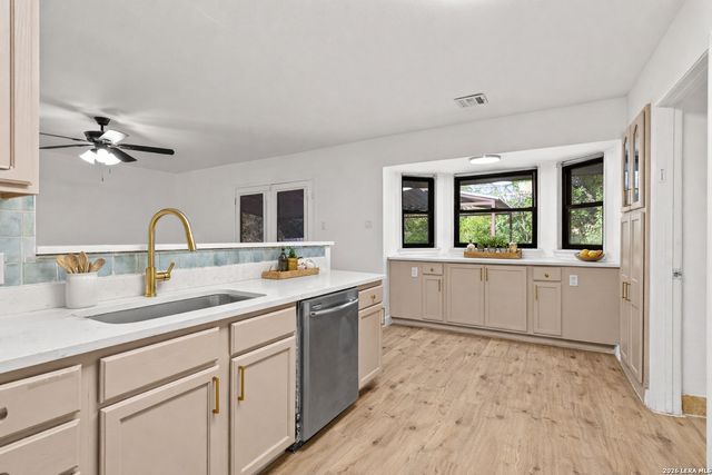 9311 Contessa Dr, San Antonio, TX 78216