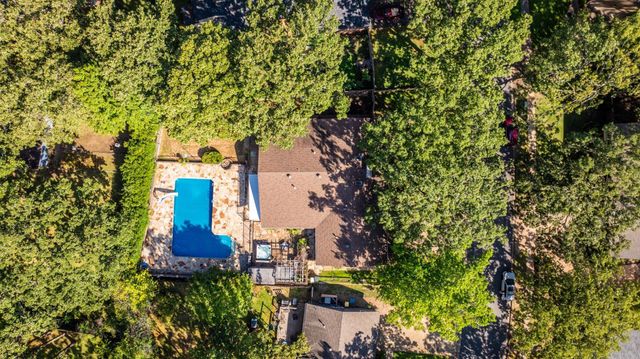 2704 Wentwood Valley Drive, Little Rock, AR 72212