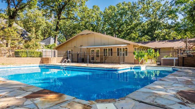 2704 Wentwood Valley Drive, Little Rock, AR 72212
