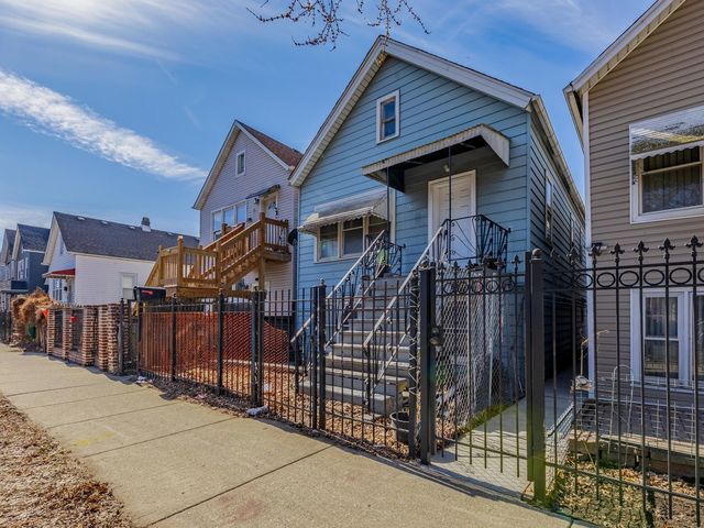 4722 S Ada Street, Chicago, IL 60609