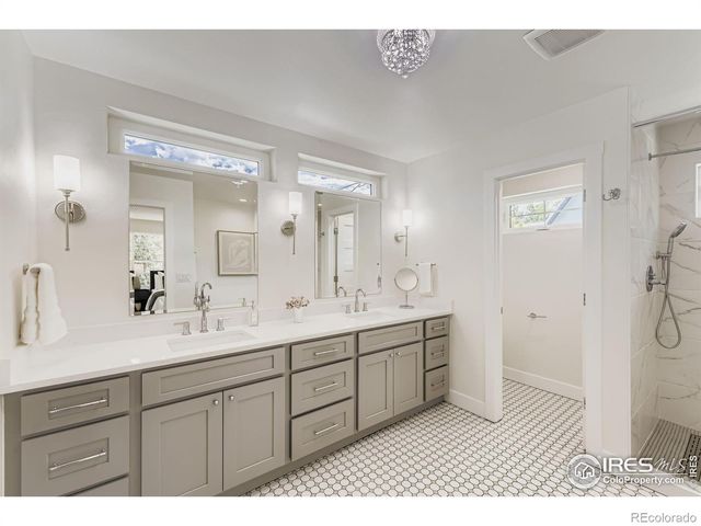 4640 W 39th Avenue, Denver, CO 80212