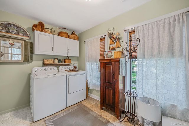 58 Royal Avenue, Flanders, NY 11901