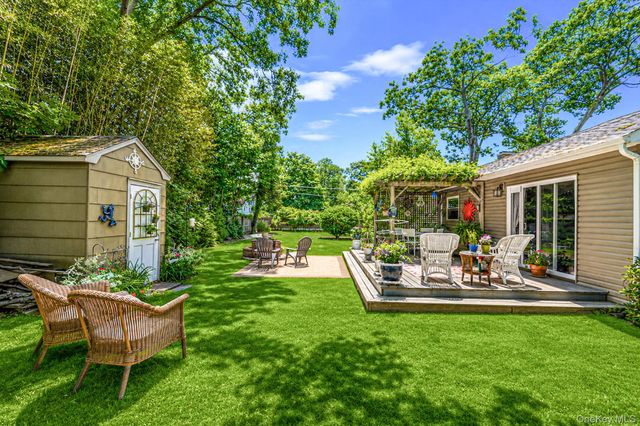 58 Royal Avenue, Flanders, NY 11901