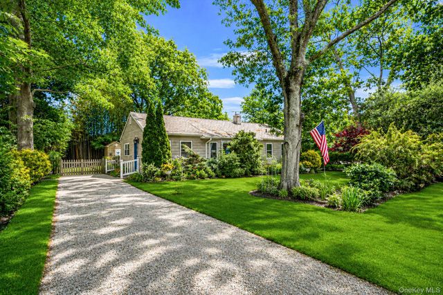 58 Royal Avenue, Flanders, NY 11901
