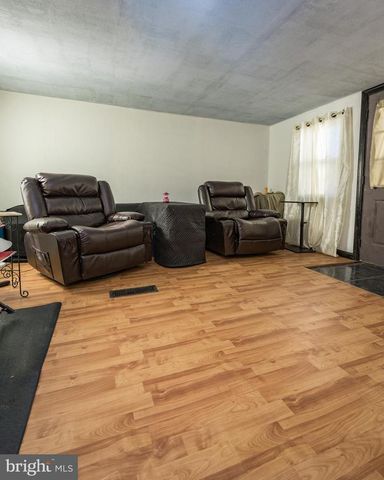 70 ANN AVE, Dover, DE 19904