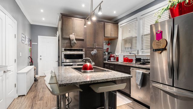 3406 W Dickens Avenue 1, Chicago, IL 60647