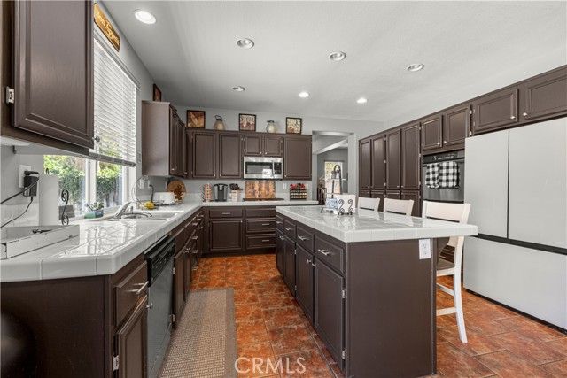 35306 Azalea Lane, Winchester, CA 92596