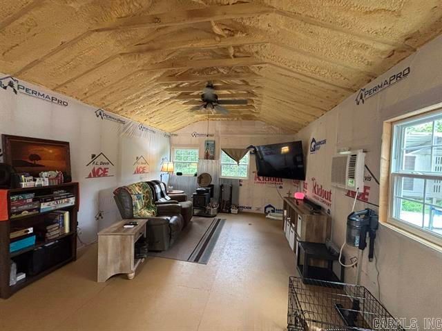 1472 A Petters Road, Mountain View, AR 72560