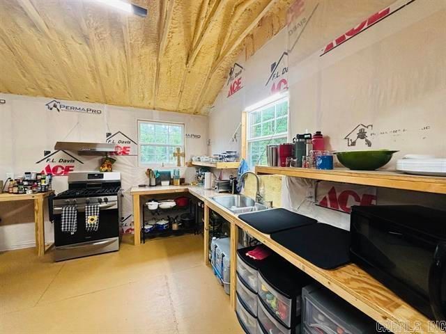 1472 A Petters Road, Mountain View, AR 72560