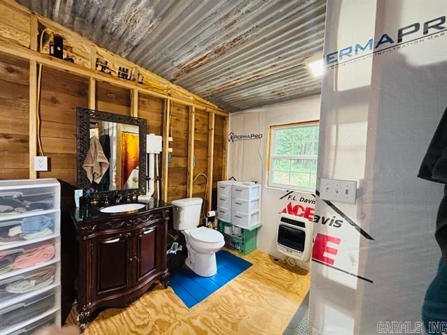 1472 A Petters Road, Mountain View, AR 72560