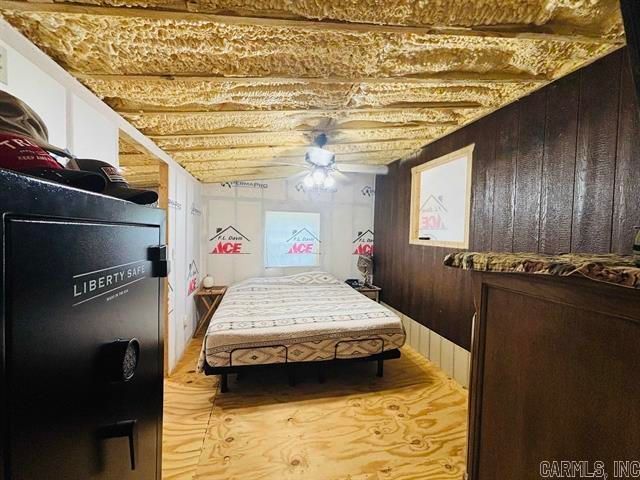 1472 A Petters Road, Mountain View, AR 72560