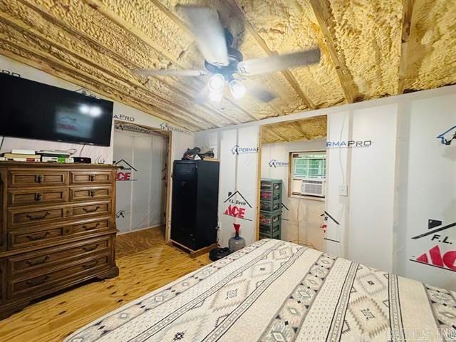 1472 A Petters Road, Mountain View, AR 72560
