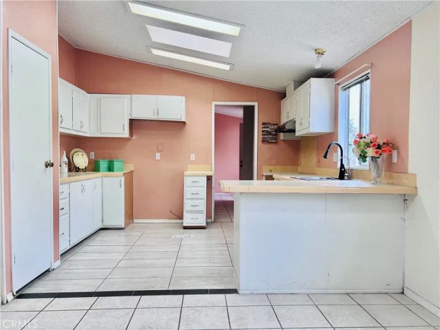 1560 S Otterbein 20, Rowland Heights, CA 91748