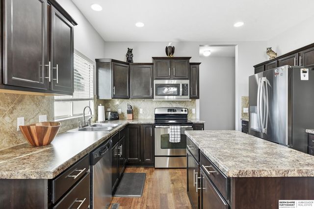 14106 S 18th Street, Bellevue, NE 68046