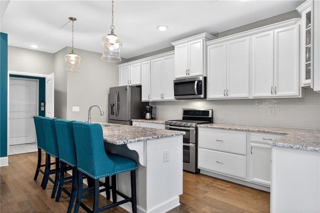 527 Margaret Lane, Woodstock, GA 30188