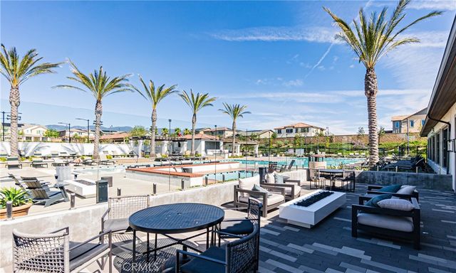 16651 Snowdrop 1, Fontana, CA 92336