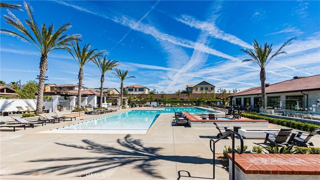 16651 Snowdrop 1, Fontana, CA 92336