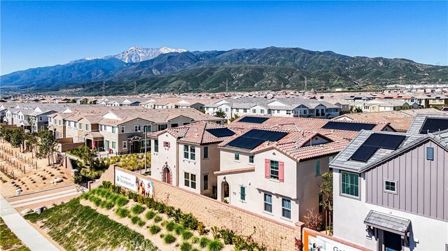16651 Snowdrop 1, Fontana, CA 92336