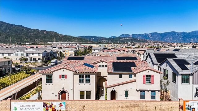 16651 Snowdrop 1, Fontana, CA 92336