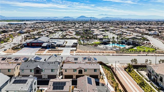 16651 Snowdrop 1, Fontana, CA 92336