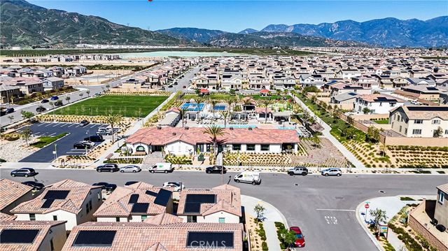 16651 Snowdrop 1, Fontana, CA 92336